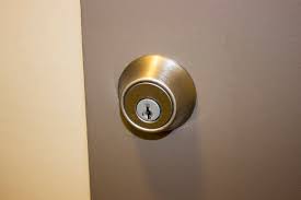 how to remove a schlage deadbolt that