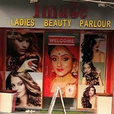 las beauty parlour at best in