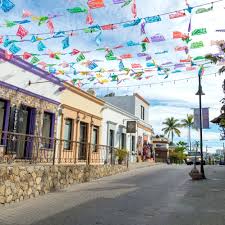 downtown san josé del cabo is luring