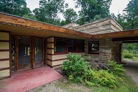 touring the frank lloyd wright homes at