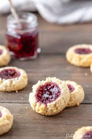 Line baking sheets with parchment paper, or to make low carb almond flour oatmeal chocolate chip cookies, consider replacing the sugar with monk fruit or use a sugar free substitute, such as erythritol. Almond Flour Shortbread Cookies Kristine In Between