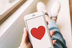 Swipe je Valentijn met Tinder Premium: wat is het en hoe werkt het? -  Girlscene
