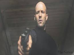 Боевик со скоттом иствудом, холт маккэллани. Jason Statham Stuns In Trailer Of Wrath Of Man