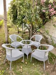 Dercraft Garden Chair Table Set
