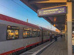 Übersetzungen wann fährt der zug ab? Zug Von Munchen Nach Italien Fahrplan Tickets Buchung Zugreiseblog