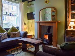 Holiday Cottages E F Self Catering