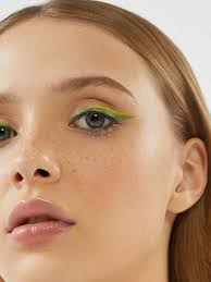 11 simple and fun eye makeup looks to