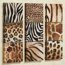 40 Neck Turning Animal Print Wall Art