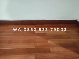 Parquet (lantai kayu) atau disebut juga ubin kayu, fungsi sama dengan ubin keramik bisa juga untuk tangga kayu. Lantai Kayu Parket Flooring Merbau Kempas Dekorasi Rumah Furniture Interior Rumah Tangga Bukalapak Com Inkuiri Com