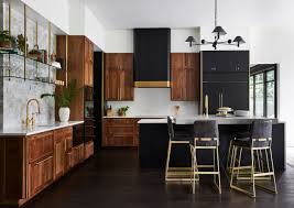 kitchens that stylishly mix dark and light