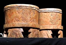 Un amigo europeo esta interesado en comprar instrumentos musicales aztecas y/o mayas. Instrumentos De Percusion Prehispanica Que Tambores Nacieron En Mexi Ukuleleria Com