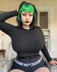 Big tittied goth