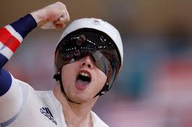 Team gb star jack carlin was involved in a crash during the men's keirin heat that saw two riders fail to finish. Moj7amavoiwewm
