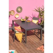 Oppy Home Extendable Outdoor Table
