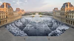 louvre pyramid with optical illusion