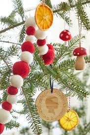 78 homemade christmas ornaments to give