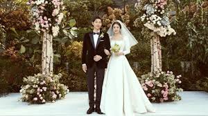 They've stayed married over the years and even have a beautiful baby girl. 6 Asian Drama Couples That Married After Co Starring Together Sbs Popasia