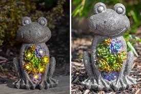 Solar Frog Garden Statue Offer Wowcher