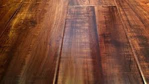 how to clean laminate floors without
