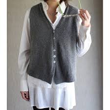 Knitted vest pattern bulky yarn. 12 Best Vest Knitting Patterns Blog Nobleknits