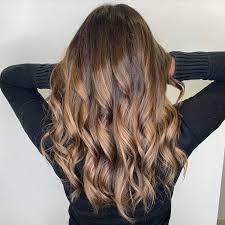 Salah satu produk rambut yang biasa digunakan oleh para wanita adalah cat rambut terbaik. 10 Warna Rambut Yang Akan Tren Di Tahun 2021 Bukareview