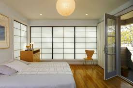 how to design a japanese bedroom