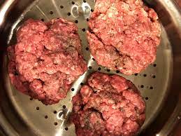 connecticut steamed cheeseburgers