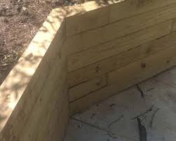 wood retaining wall contractor northern