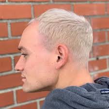 The buzz cut and short beard look is one of the best hairstyles for balding men with round faces. 43 Best Haircuts And Hairstyles For Balding Men In 2021