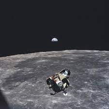 American astronaut michael collins, pilot of the apollo 11 mission that landed man on the moon for the first time, died april 28, 2021, at age 90. Michael Collins The Astronaut Who Took This Photo Is The Only Human Alive Or Dead That Isn T In The Frame Of This Picture 1969 Rare Historical Photos