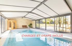 location avec piscine gîtes chambres