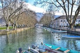 lake annecy the must see places to