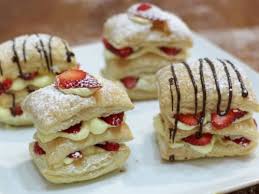 strawberry dessert with puff pastry recipe