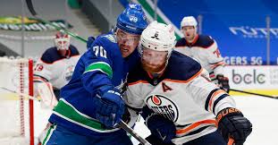 And proud to call this city home, are fans that have been loud and proud of their support of canucks hockey for decades. Iguoa5ngrby58m