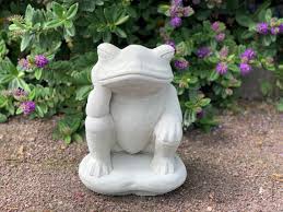 Concrete Fairy Garden Frog Statue Stone