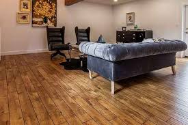modern laminate wooden flooring for