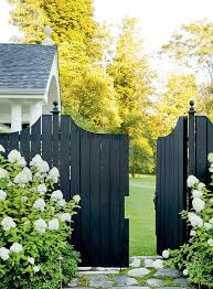 5 fence paint colors to refresh your
