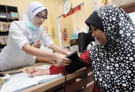 Multidisipliner çalışmayı kendine amaç edinen liv hospital ankara, bilimsel çalışmaların pratiğe dönüştürülerek el ele yürütüldüğü bir kültürü benimsiyor. Apakah Perbezaan Antara Klinik Dan Hospital Di Malaysia