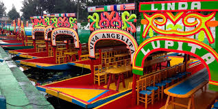 Resultado de imagen para trajineras de xochimilco
