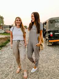 5 must have outfits for nepal a
