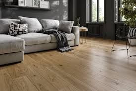 solid oak flooring uv lacquered 18mm