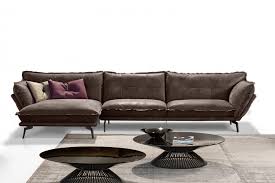 Hollywood Sectional Sofa With Chaise By