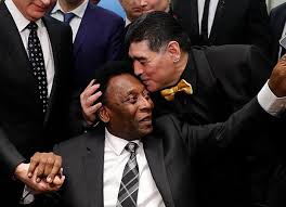 Za svou hvězdnou kariéru nastřílel na mezinárodní scéně rekordních po ukončení kariéry se pelé stále objevoval ve veřejném podvědomí. Pele Faz Homenagem Para Maradona Perdi Um Grande Amigo Quem Quem News