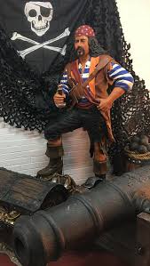 See more ideas about pirates, life size, life size statues. Secondhand Prop Shop Pirate Pirate Life Size Statue Cannon Buckinghamshire