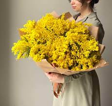 Срочная доставка цветов в Москве, купить красивый букет с доставкой на дом