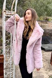 Women S Faux Fur Collared Short Coat In