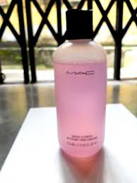 mac brush cleanser review and demo