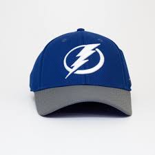 All caps with the tampa bay lightning logo are licensed by the nhl and thus guaranteed to be authentic merchandise of high quality. Adidas Nhl Tampa Bay Lightning Coach Flex Kappe Kappen Aus Usa Sports Gb