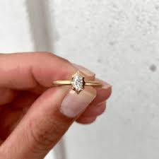 18k yellow gold maverick diamond ring
