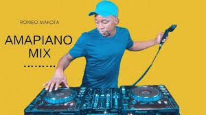 Amapiano mix 06 november 2020 road to december romeo makota. Woza December Time Amapiano Mix 2020 21 Ft Dj Maphorisa Daliwomga Mas Musiq Kabza De Small Mp3 Download Fakaza